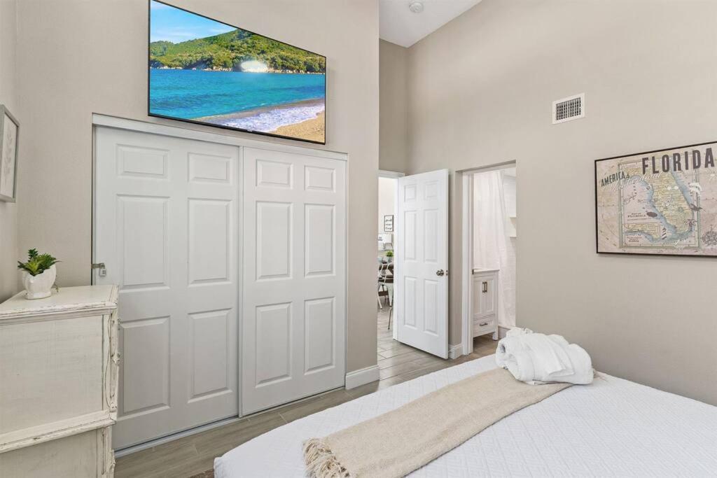 7 Bedroom 5 Bath Home With Cottage On Clearwater Beach! 外观 照片