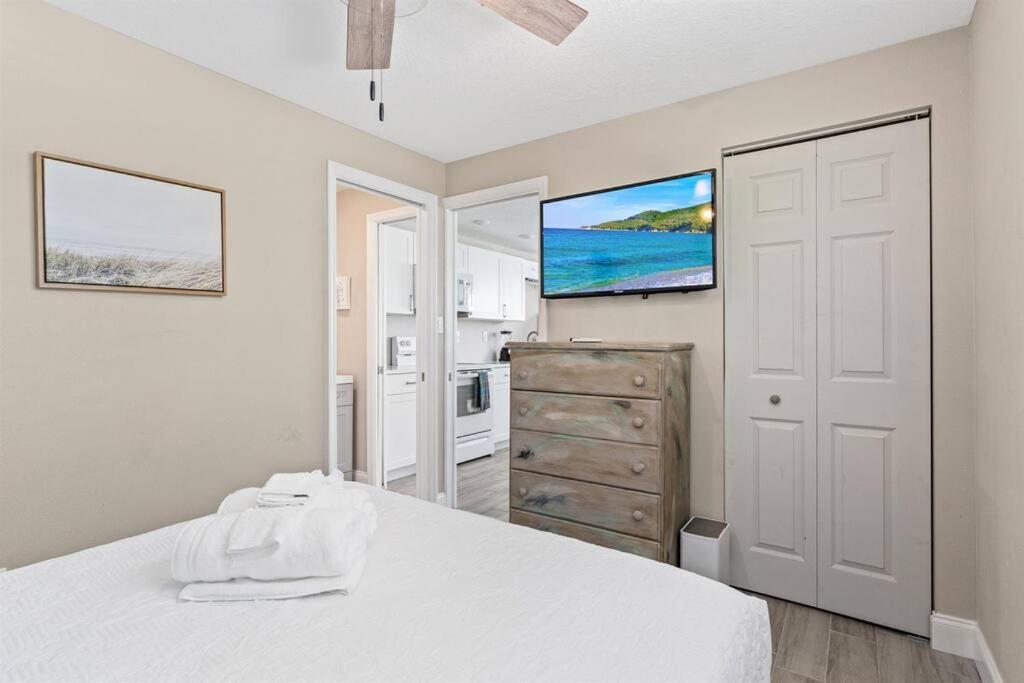 7 Bedroom 5 Bath Home With Cottage On Clearwater Beach! 外观 照片